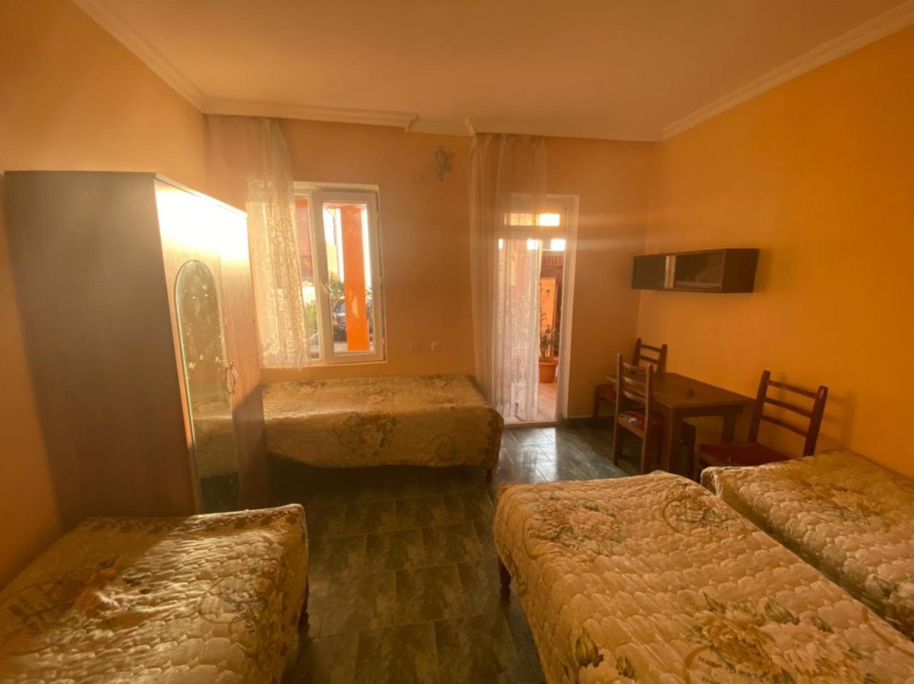 Guest House Orange Kobuleti Ngoại thất bức ảnh